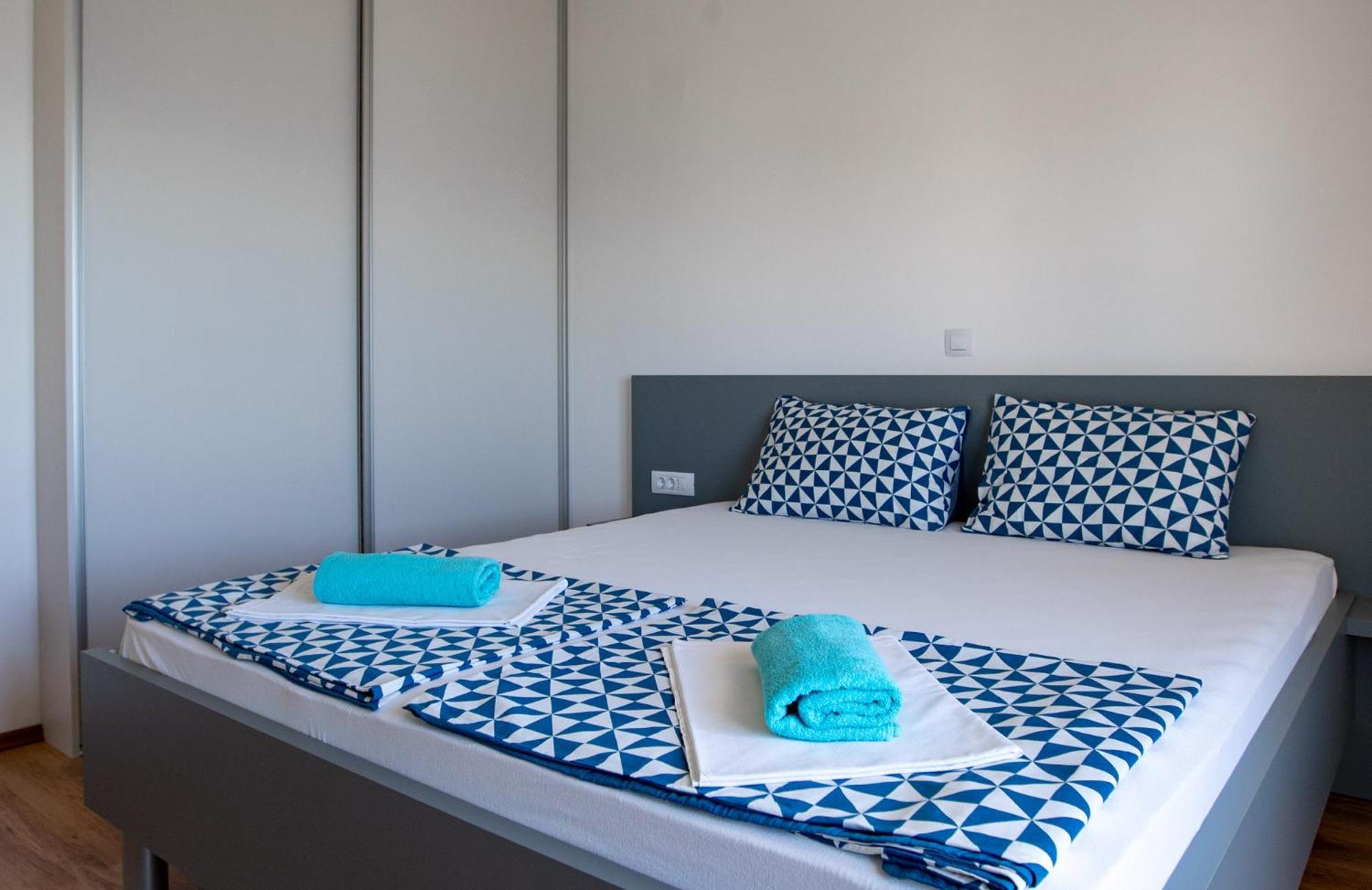 Apartments & Rooms Fam Ribaric Banjol Luaran gambar